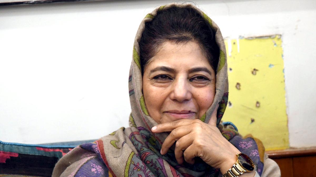 Opposition parties need to come together to fight BJP in Lok Sabha polls, says Mehbooba Mufti