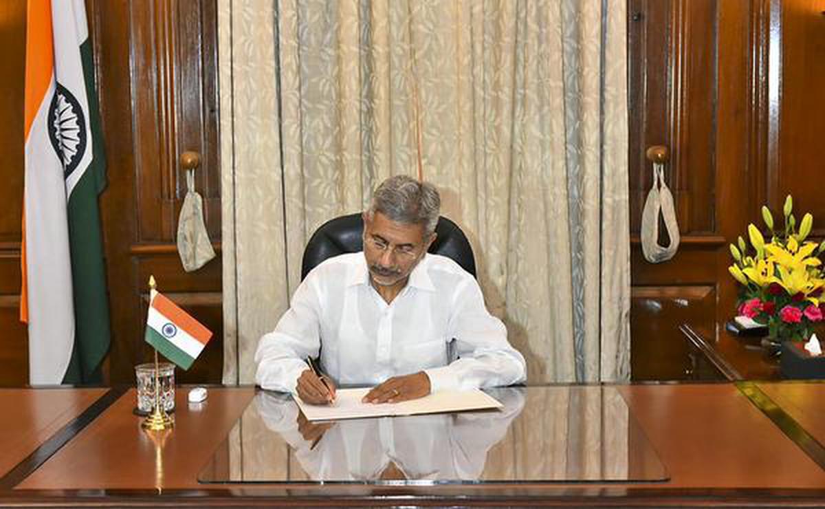 S Jaishankar Says This About the Maldivian Probe Into Deals With India