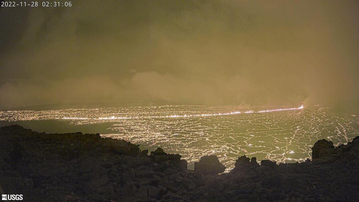 Hawaii volcano Muana Lao, the world’s largest, erupts for the first time in 40 years