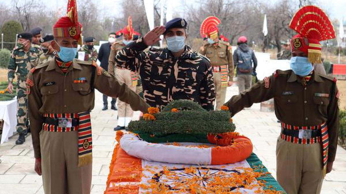 Army pays tributes to four soldiers killed in ceasefire violations