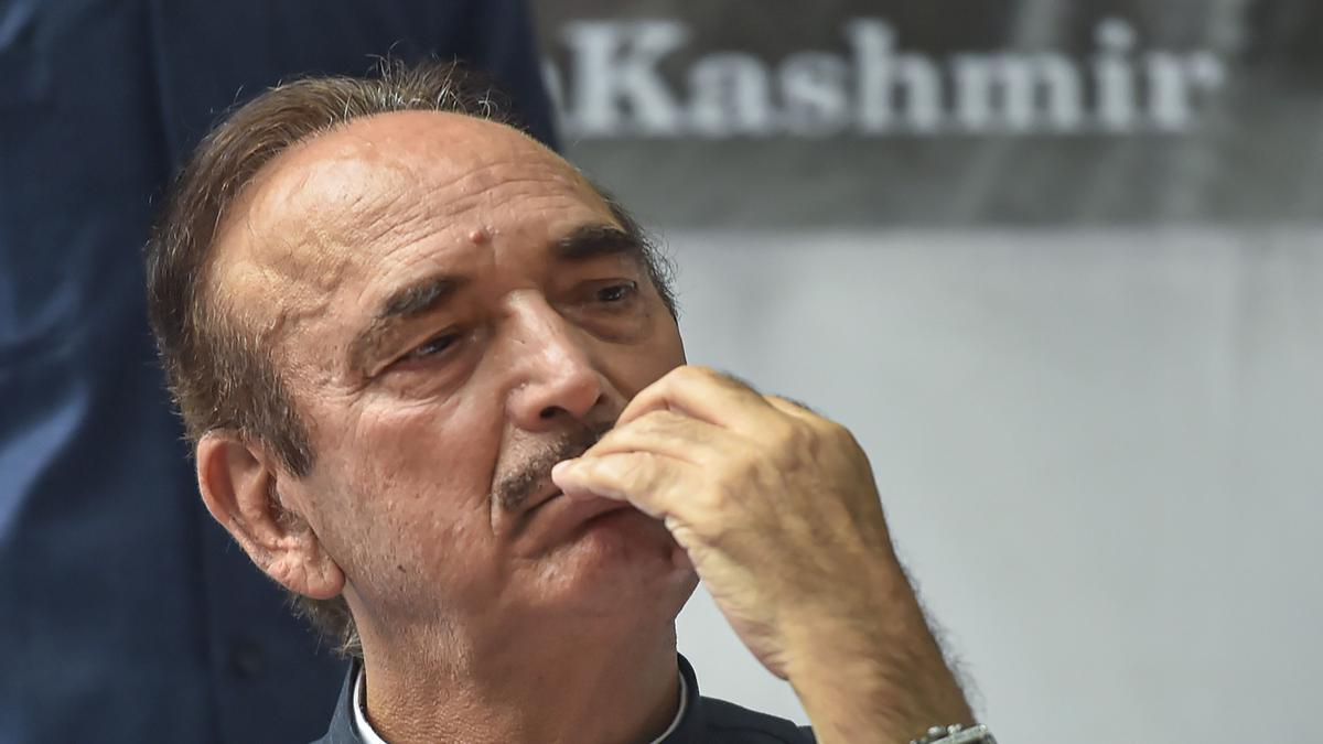 Ghulam Nabi Azad Quits Congress Saying Rahul Gandhi Destroyed Party’s ...