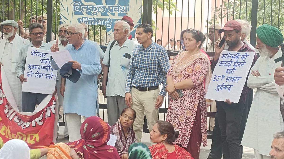 Nagrik Adhikar Manch Sonipat, a civil rights forum, holds a protest against the arrest of Ali Khan Mahmudabad. Nagrik Adhikar Manch Sonipat, a civil rights forum, holds a protest against the arrest of Ali Khan Mahmudabad.