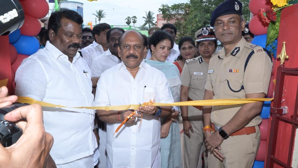New police stations opened at Padappai, Thirumudivakkam