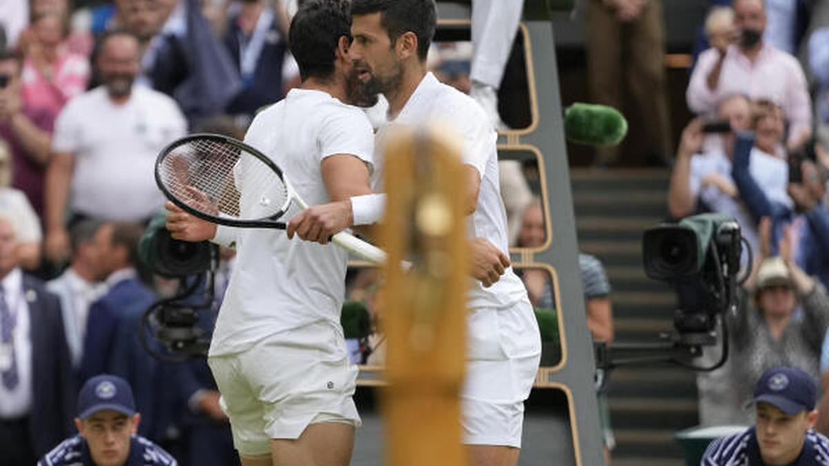 Alcaraz et Djokovic se rencontrent dimanche lors d’un match revanche de la finale de Wimbledon;  Gauff joue pour le titre féminin