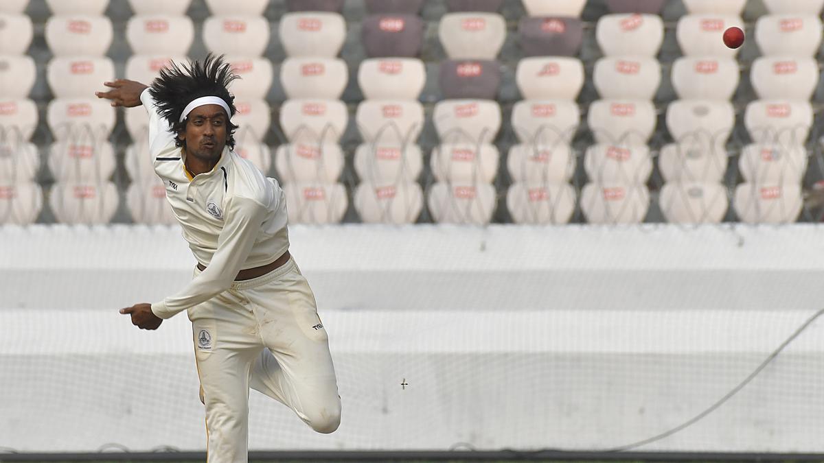 Ranji Trophy | Bad light thwarts Tamil Nadu’s thrilling victory push against Hyderabad