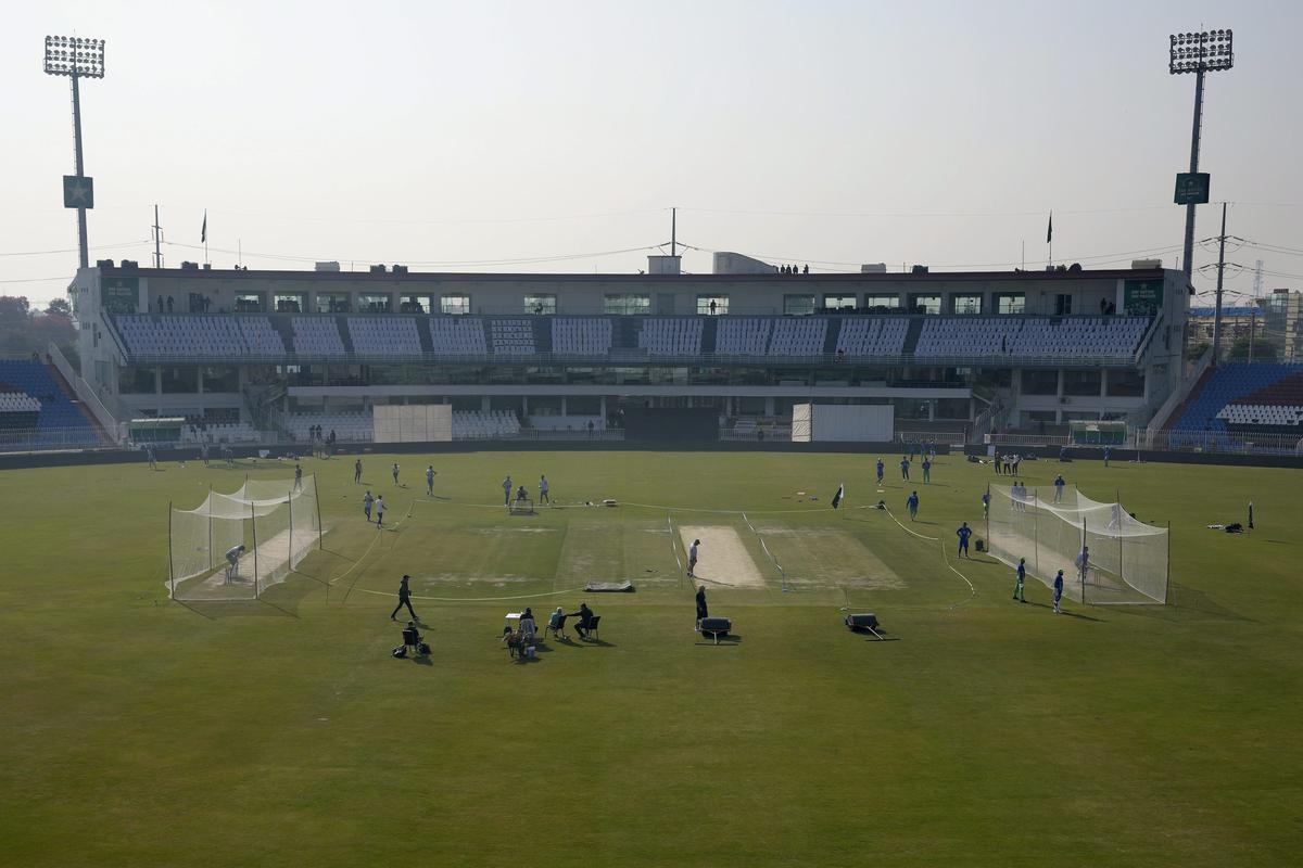 Pakistan vs England 1st Test to proceed despite visitors' illness