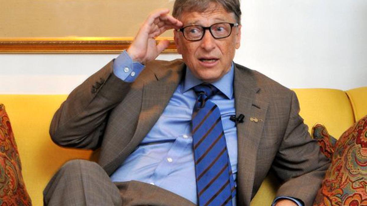 Microsoft says it warned Bill Gates about flirting in 2008