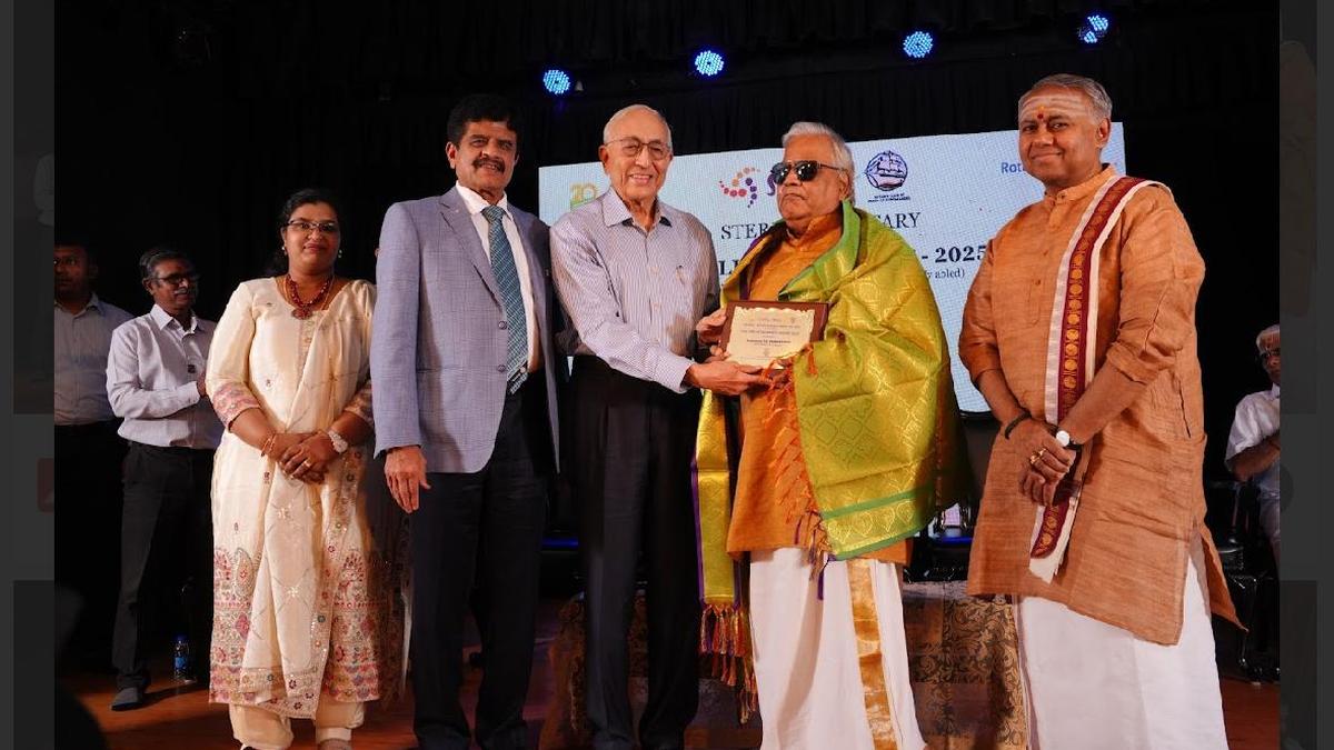 Lifetime Achievement Award presented to T.K. Padmanabhan
