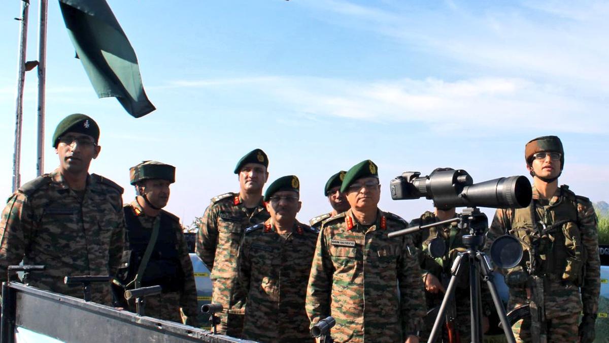 Army officer reviews operational preparedness in J&K’s Rajouri