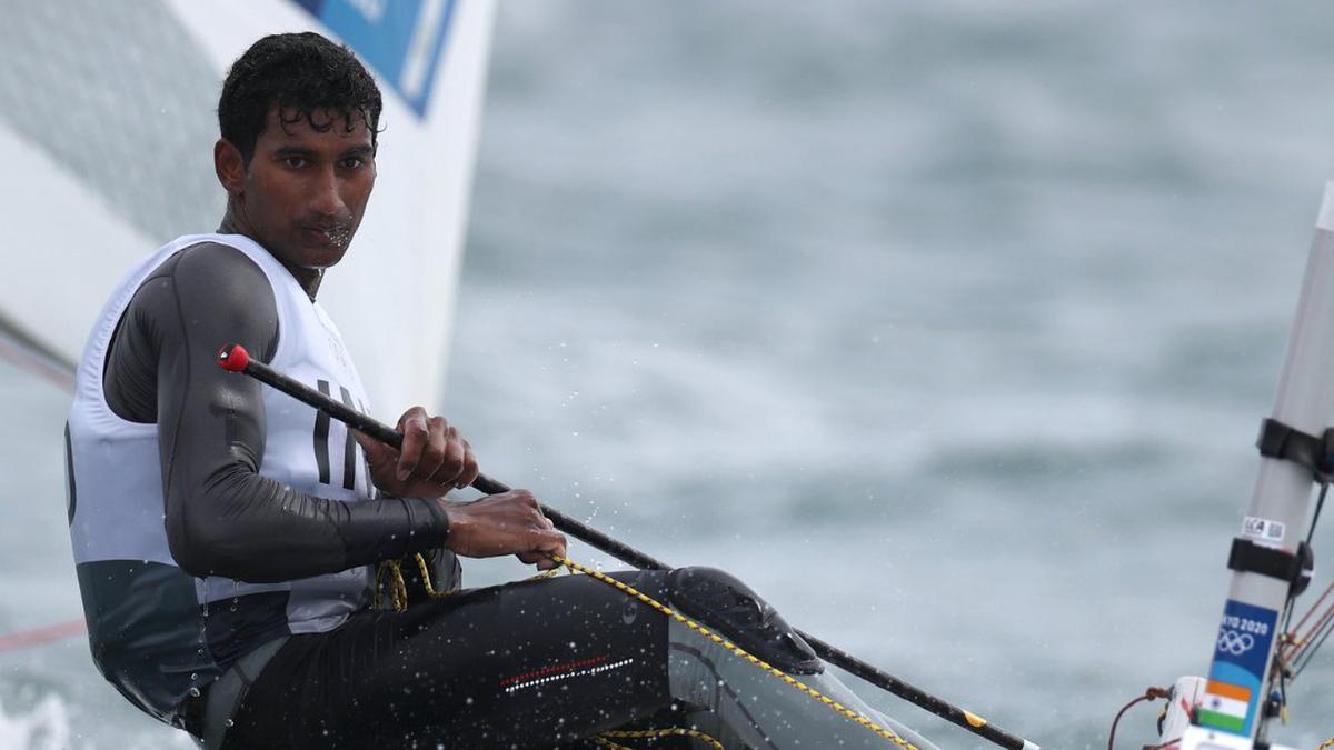 Asian Games 2022 | Indian sailor Vishnu Sarvanan wins bronze