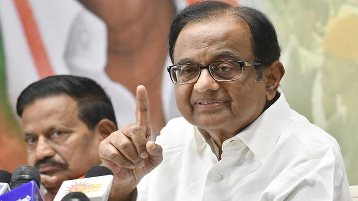 Govt 'unconcerned' about snooping allegations: Chidambaram