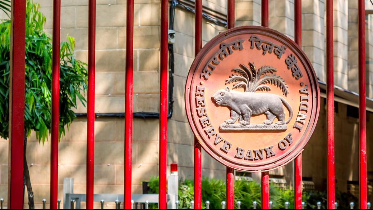 RBI Drains ₹2 Lakh Crore via 7‑Day VRRR at 5.24% Cut‑Off