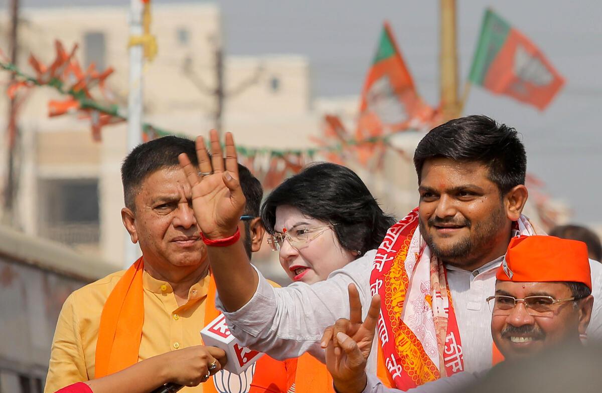 Data | Why BJP gave 10% seats to turncoats in Gujarat Assembly elections and will it work?