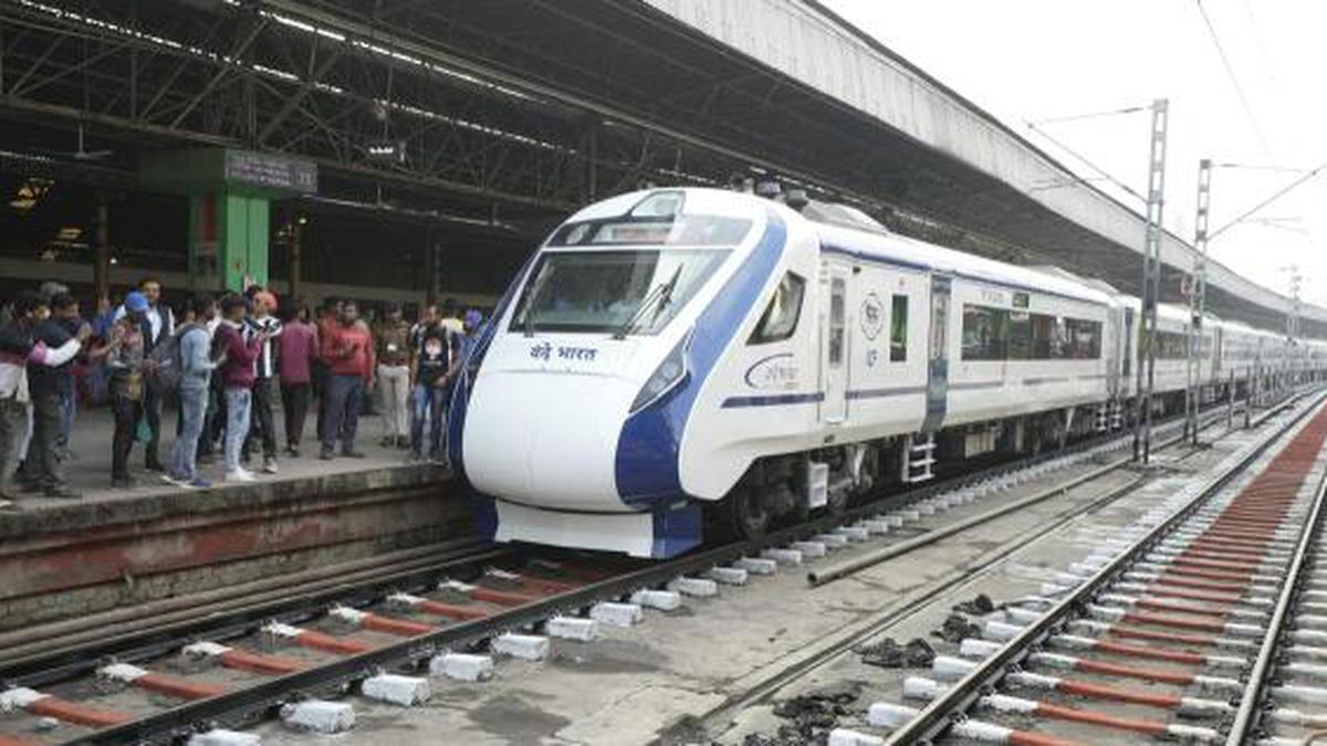 PM Modi to launch projects worth over ₹7,800 cr in Bengal, flag off Vande Bharat Express