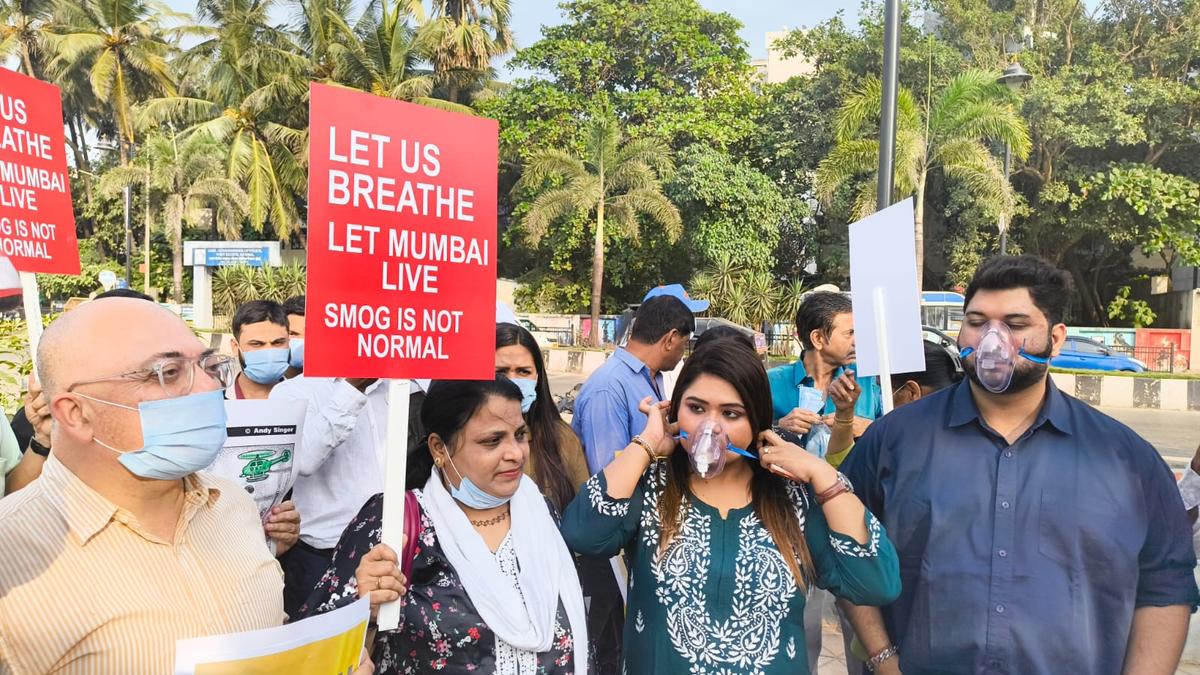 Mumbai Congress unveils clean air manifesto ahead of civic body elections