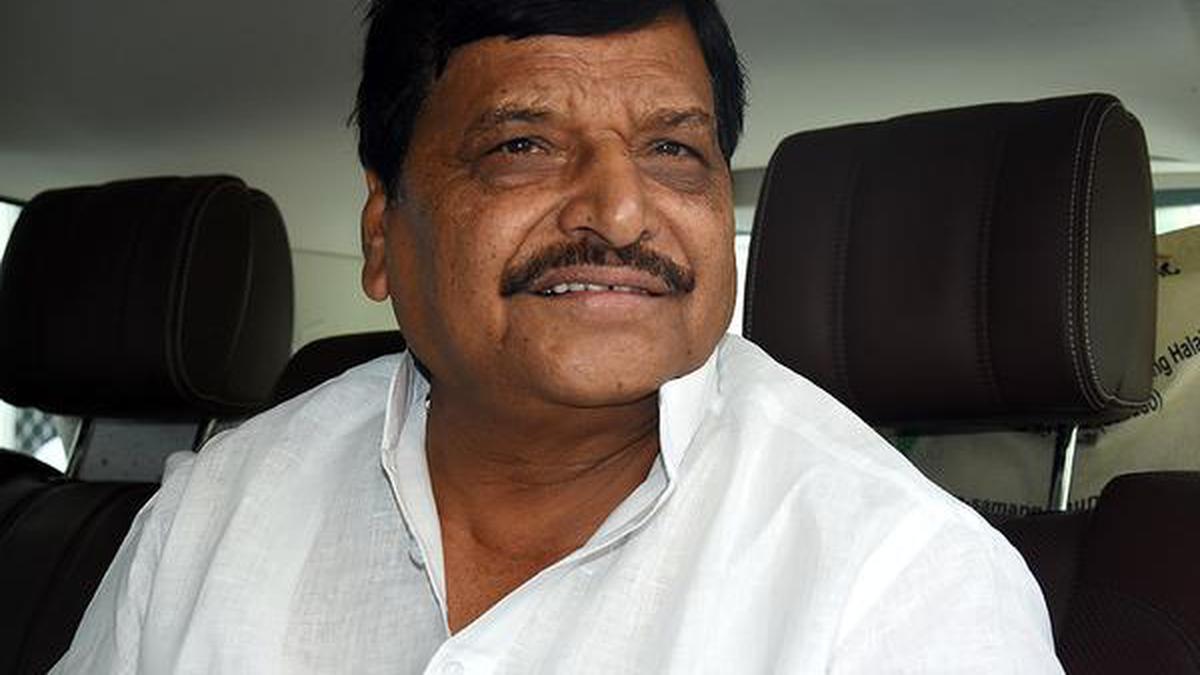 Shivpal dares Akhilesh Yadav to expel him from Samajwadi legislature party