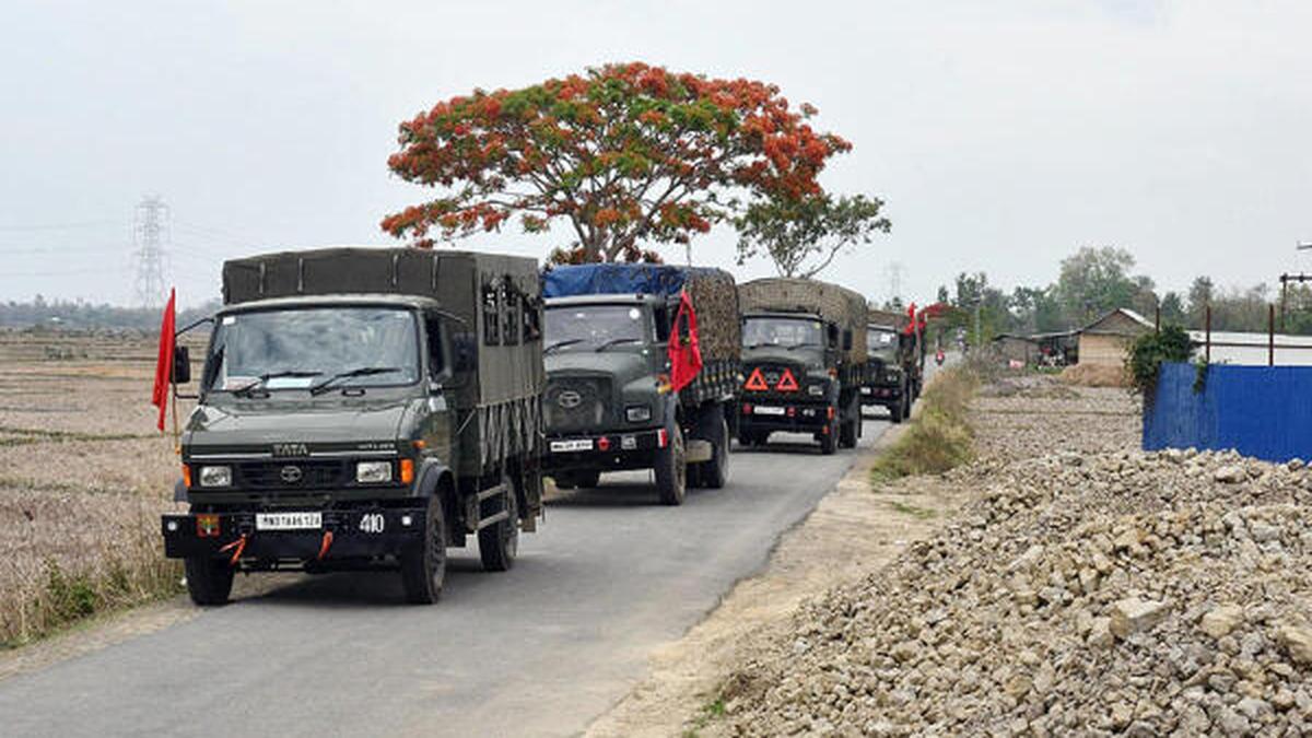 Manipur remains tense, thousands take refuge in neighbouring States