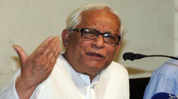 Buddhadeb Bhattacharjee Refuses Padma Bhushan Award - The Hindu