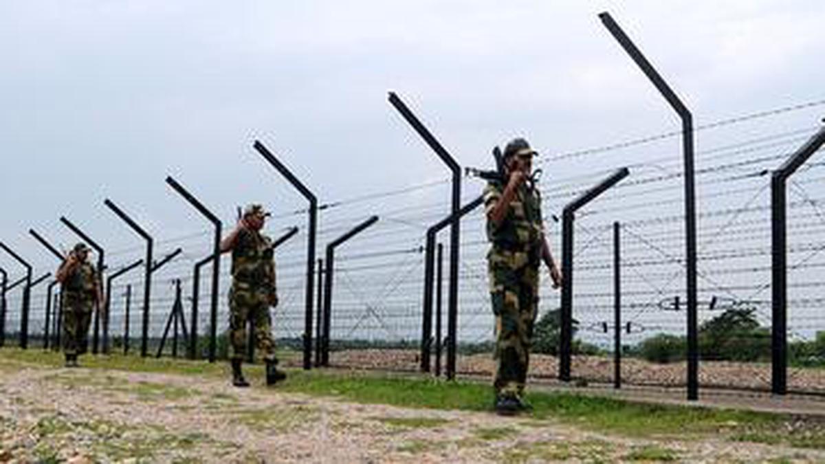 India, Bangladesh agree to speed up border fencing