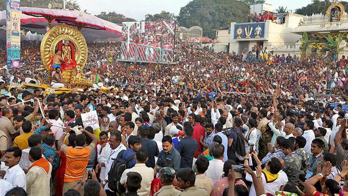 ‘Govinda namam’ reverberates as Lord embarks on procession - The Hindu