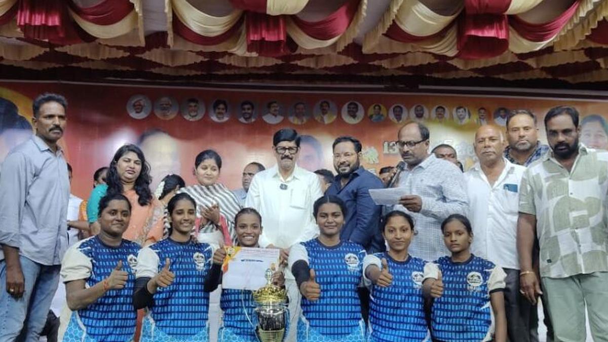 Vizianagaram women, Bapatla men win 13th State-level Beach Kabaddi Championship in Nellore