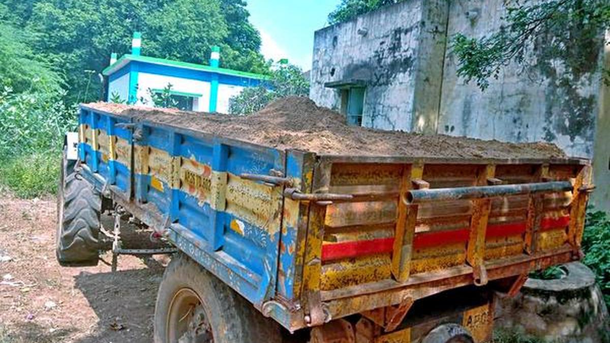 Illegal sand operators give officials in Chittoor the slip The Hindu
