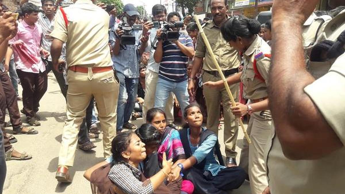 Lathicharge on students triggers tension The Hindu