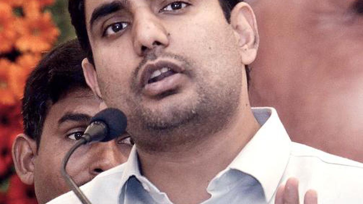 Naidu calls Lokesh a youth icon, Twitter responds humorously - The Hindu