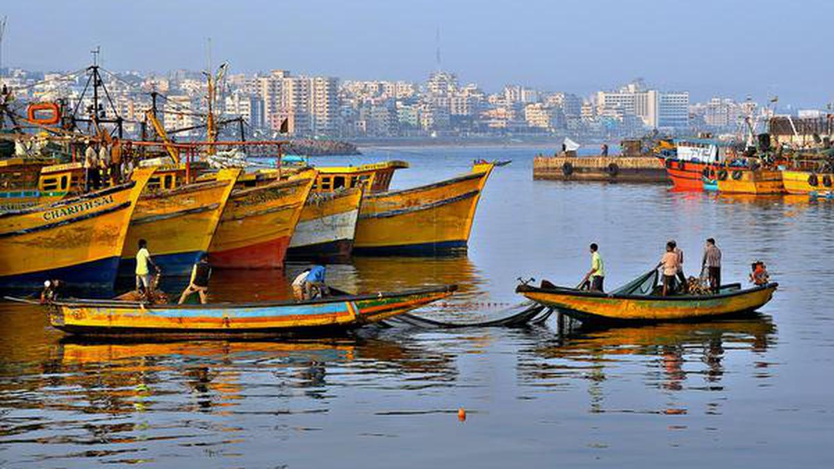 Fishing boat operators in Andhra eye good catch this season