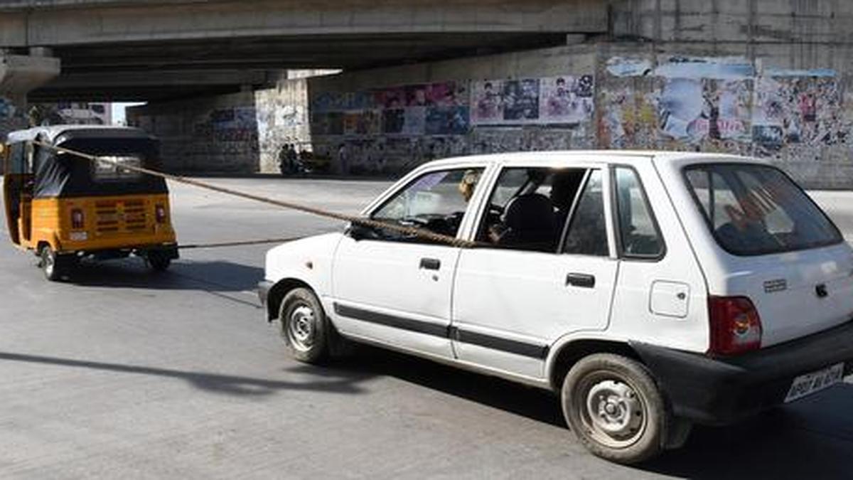 ‘Challan’ fear grips traders The Hindu