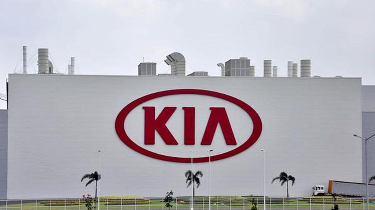 Kia to launch new Recreational Vehicle Carens on December 16