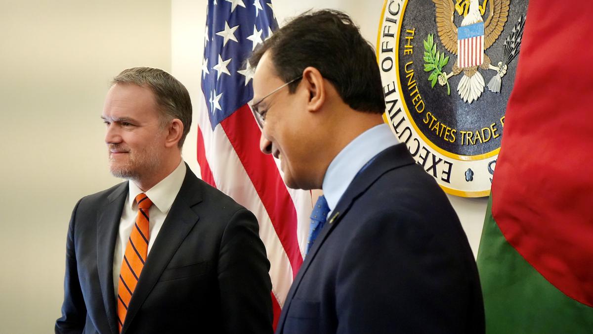 Bangladesh will replace Indian cotton with U.S. cotton: Interim government