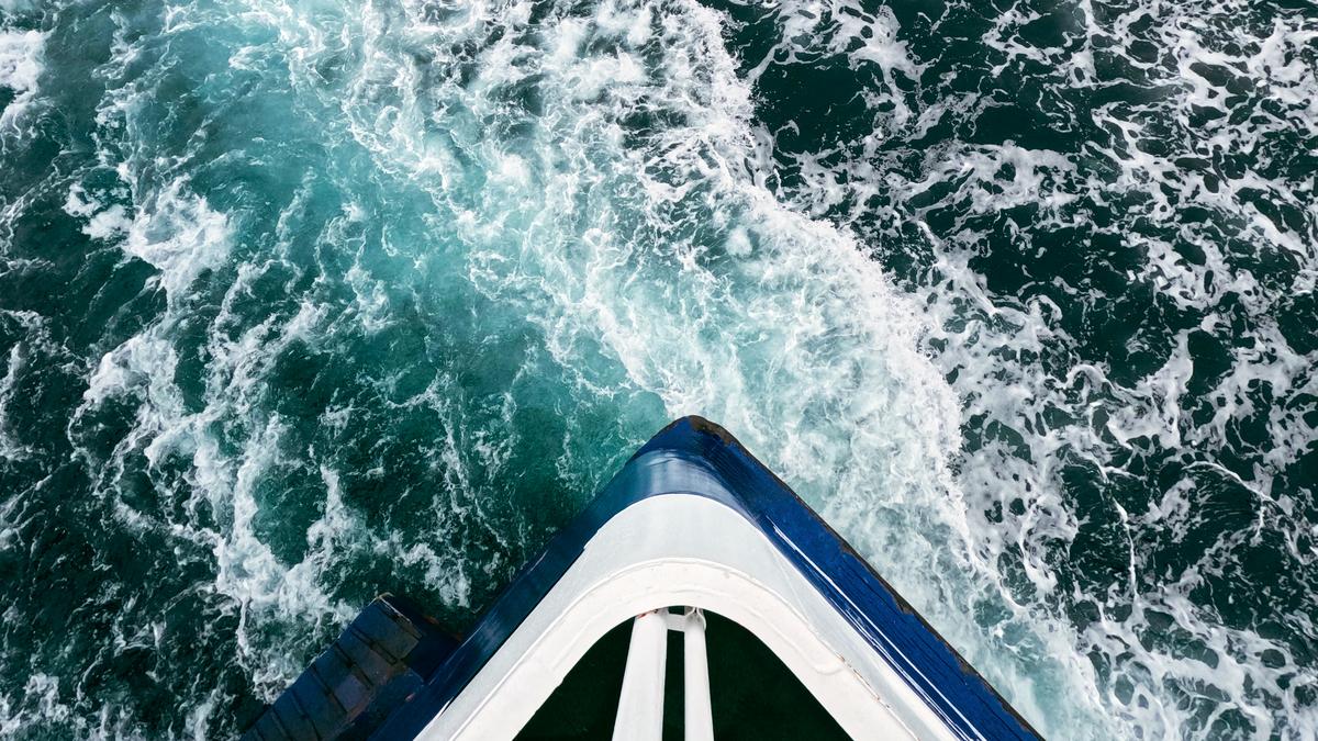 सूडान में नील नदी पर यात्री नौका पलट गई, कम से कम 15 लोगों की मौत