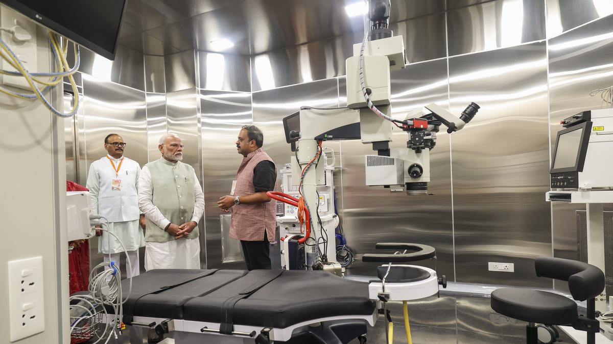 PM Modi Sets Kashi on Healthcare Mission, Announces New Hospital