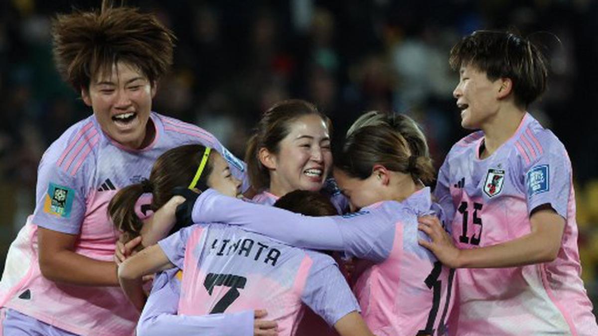 Clinical Japan, slick Spain surge into Women’s World Cup quarters