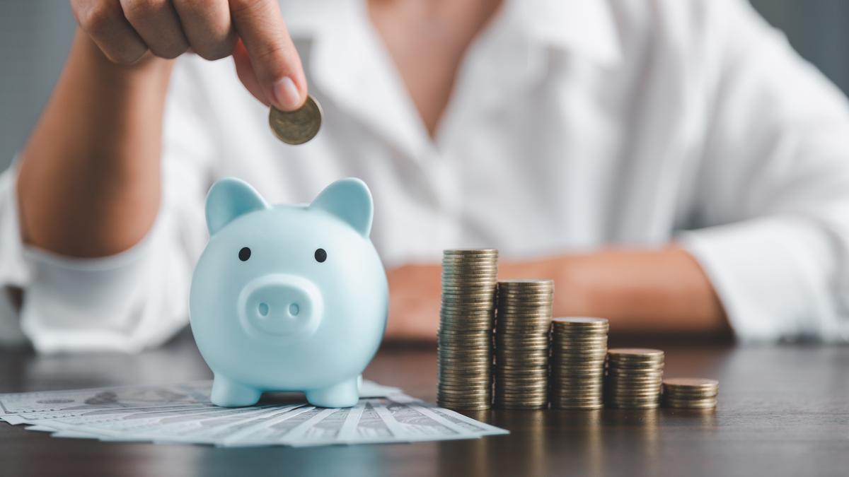 Indian Bank, PNB drop minimum balance charges