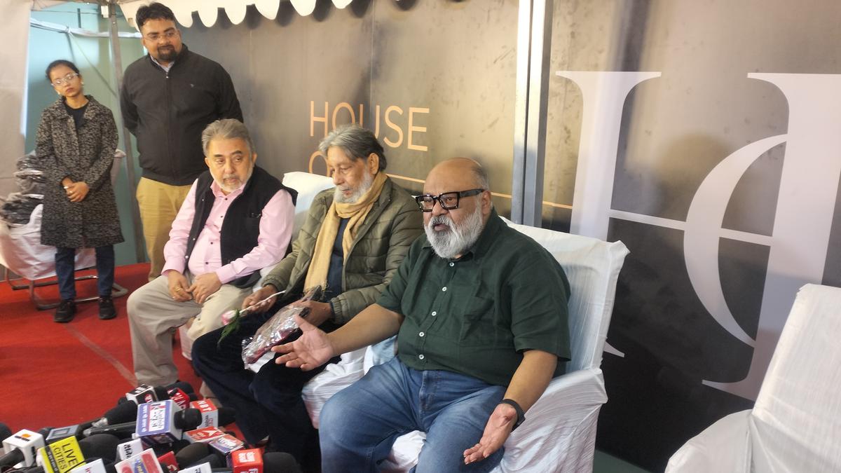 Le théâtre devrait fonctionner de manière indépendante, déclare le comédien Saurabh Shukla à Patna