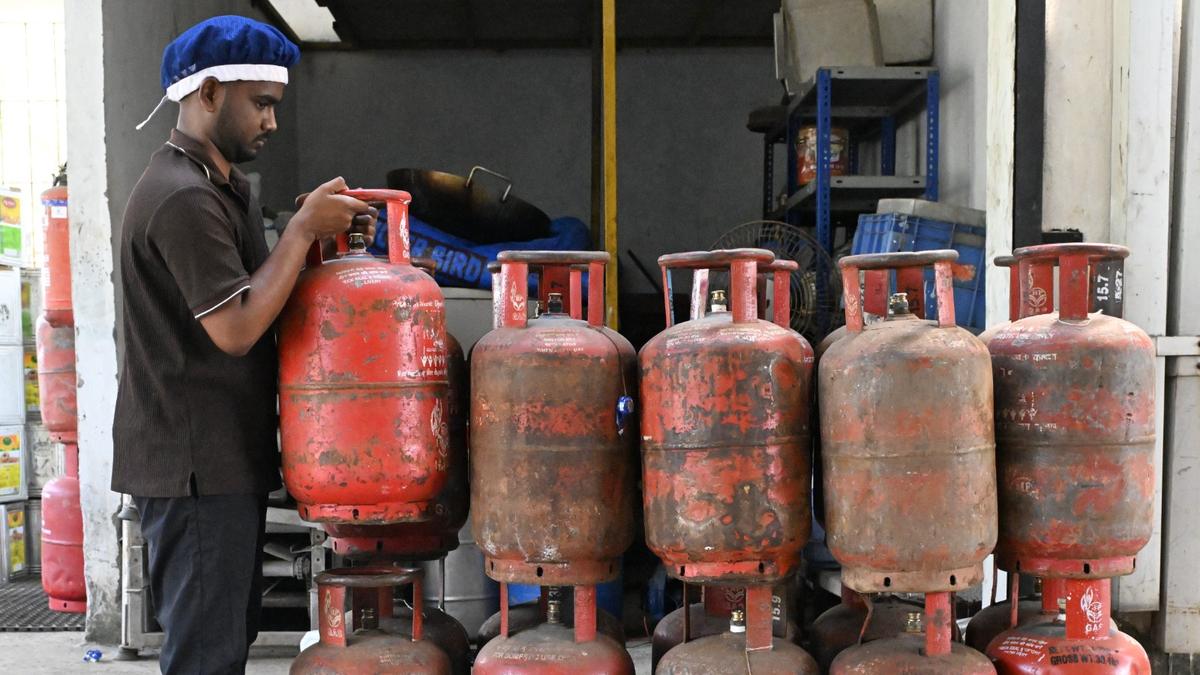 LPG crisis updates LIVE: Exporters seek priority allocation of LPG, natural gas for export-oriented manufacturing units