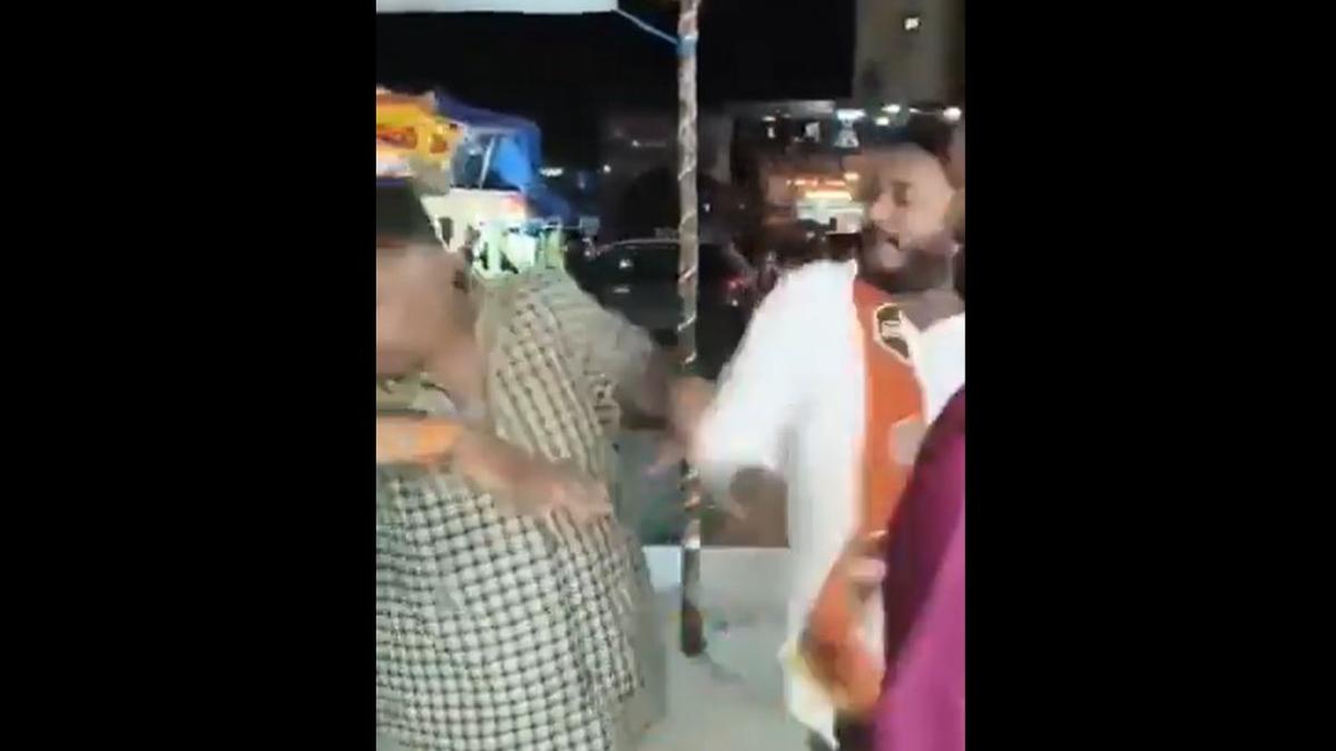 Thane food stall owner thrashed by MNS workers for not speaking in Marathi