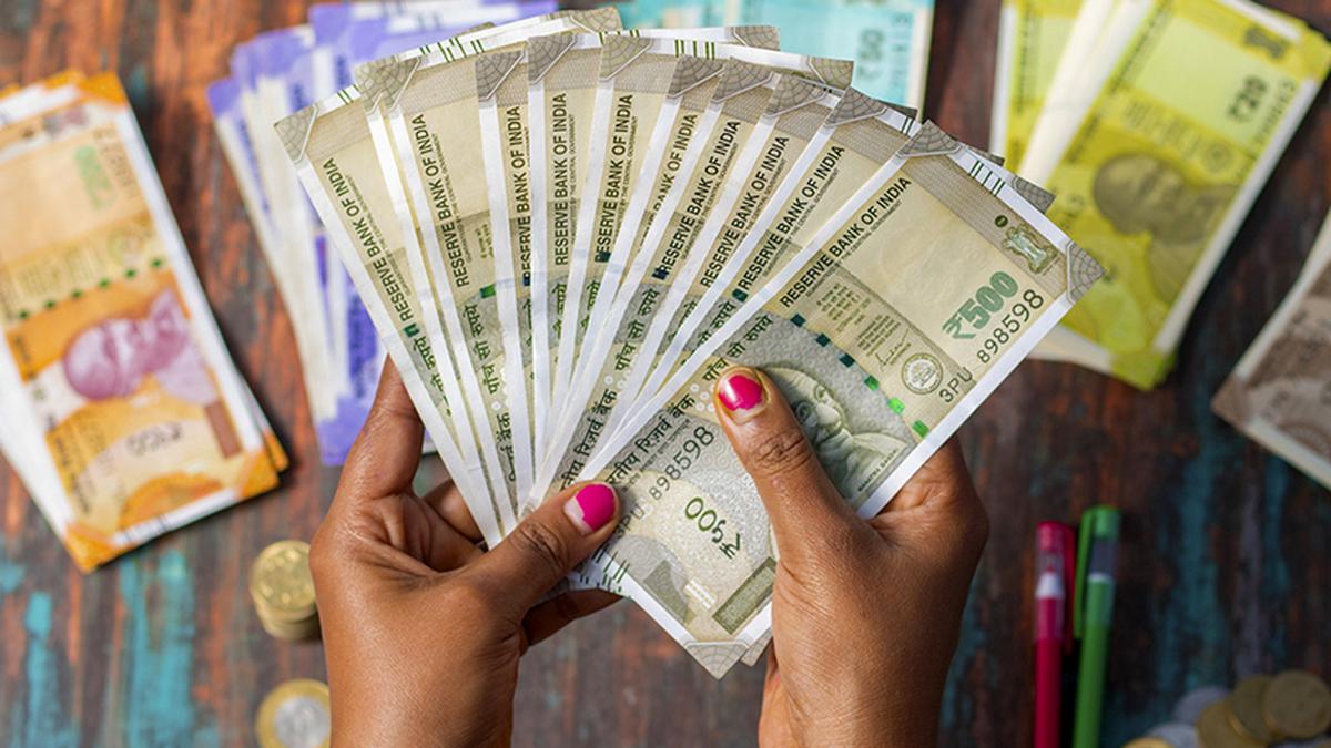 Rupee rises 1 paisa to 83.28 against U.S. dollar in early trade Rupee rises 1 paisa to 83.28 against U.S. dollar in early trade