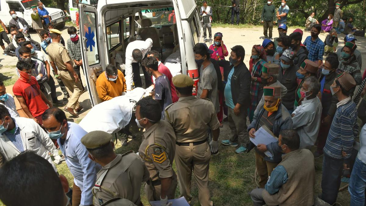 Himachal Pradesh landslip | Death toll rises to 14; 16 missing