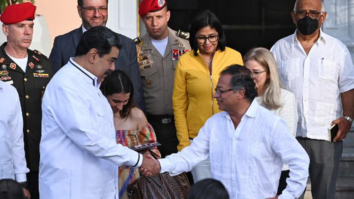Maduro hosts Colombia's Petro for 'very fruitful' talks