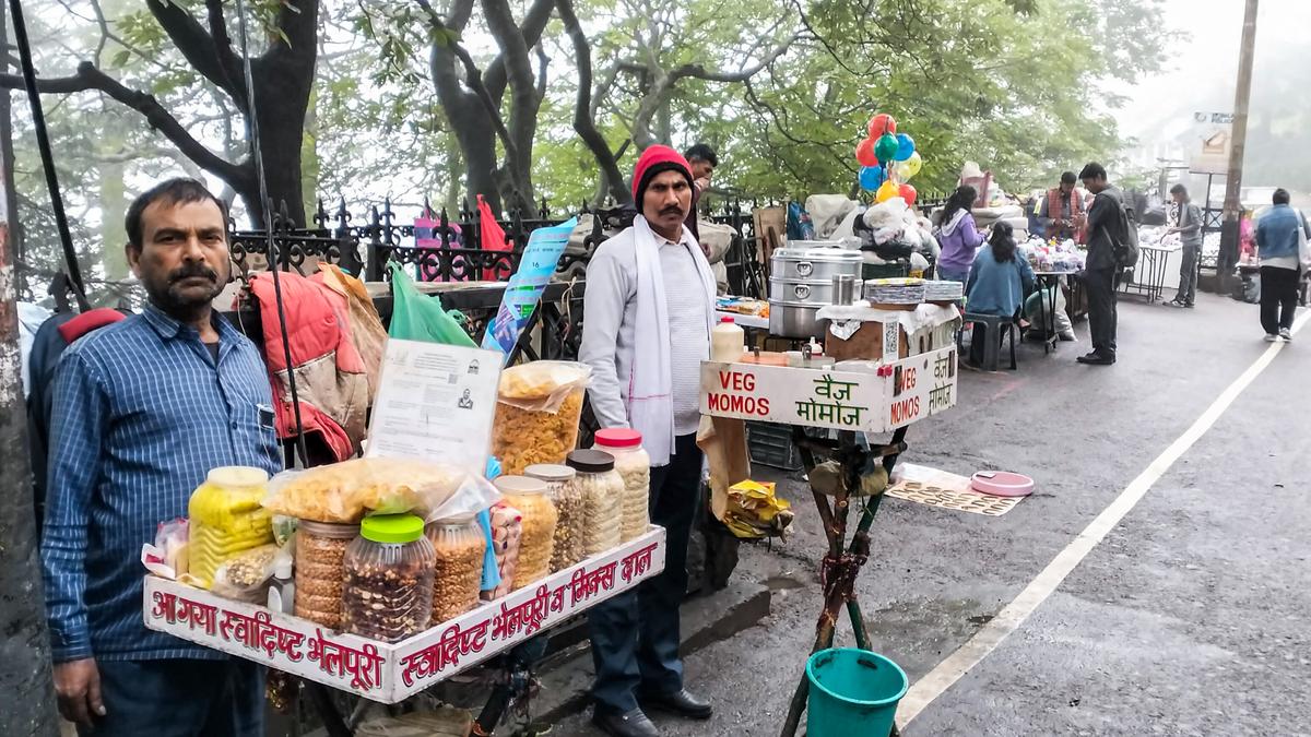 Himachal takes a U-turn on mandatory display of identity of street vendors