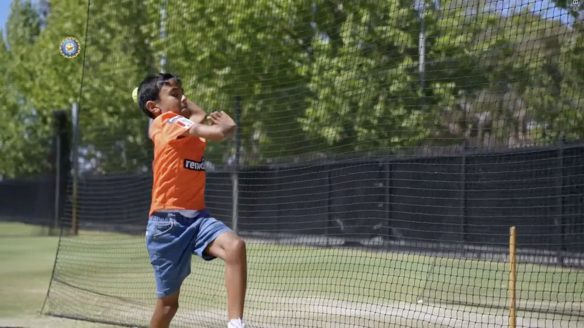 T20 World Cup | 11-year-old bowls to Rohit Sharma at nets