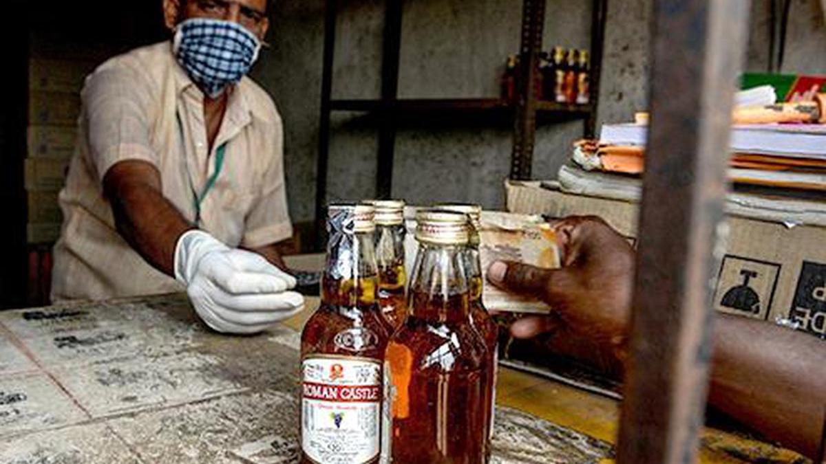Two held as U.P. STF seizes liquor worth ₹60 lakh bound for poll-bound Bihar