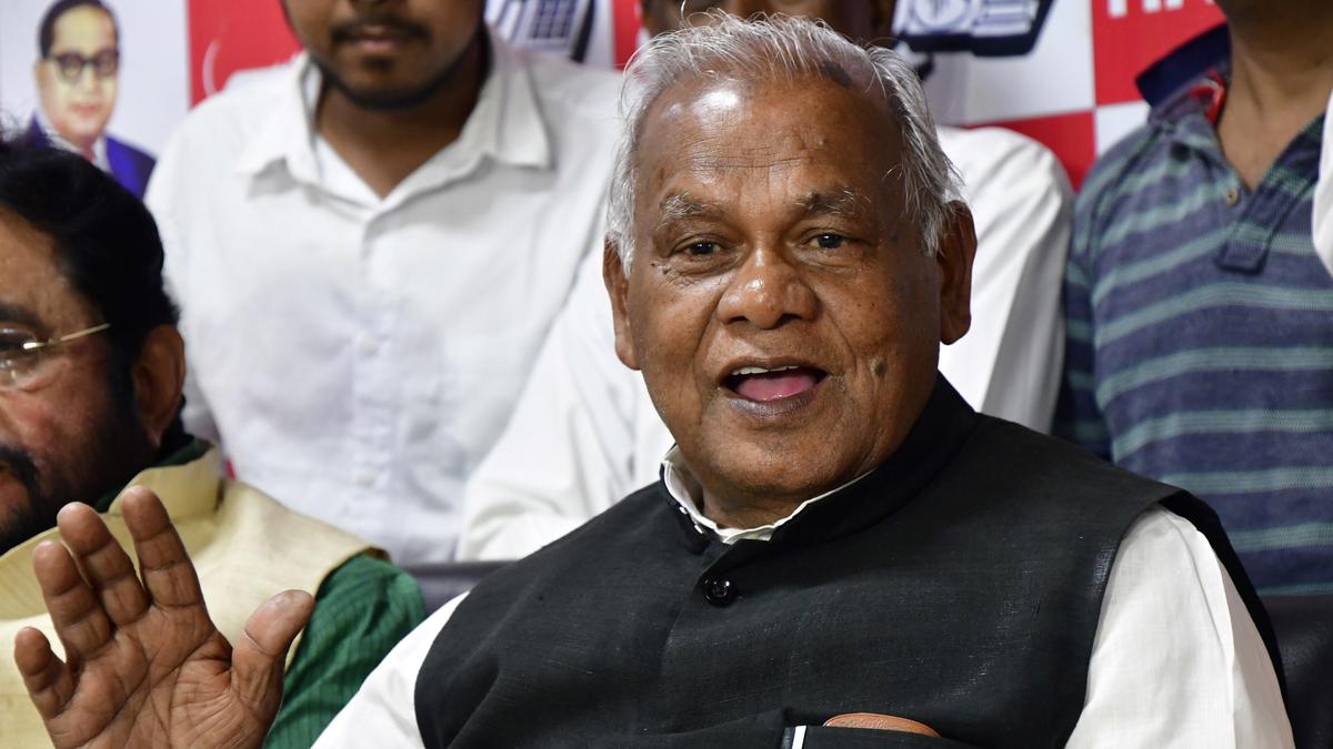 Jitan Ram Manjhi meets Amit Shah but says he stands firmly with Nitish