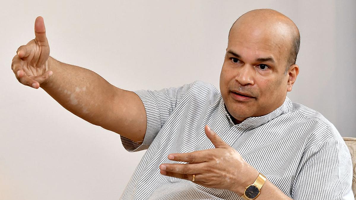 Sri Lankan envoy bats for land connectivity