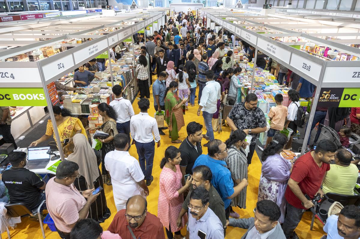 A DC books stall at the fair.