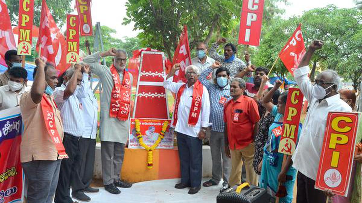 Left parties extend support to 'Bharat Bandh' called by farmers on September 25