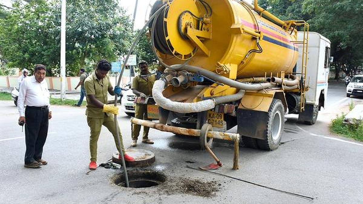 Mysuru takes up Centre’s ‘Safai Mitra Suraksha Challenge’ - The Hindu